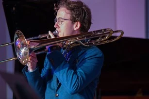 Jelmer van der Heijden studeert aan de afdeling Docent Muziek van het ArtEZ Conservatorium Zwolle.