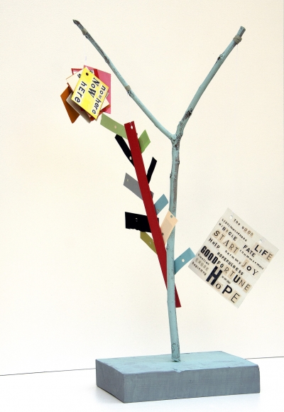 15 x 23 x 60 cm, Das Leben des Baumes des Lebens, Wood and paper